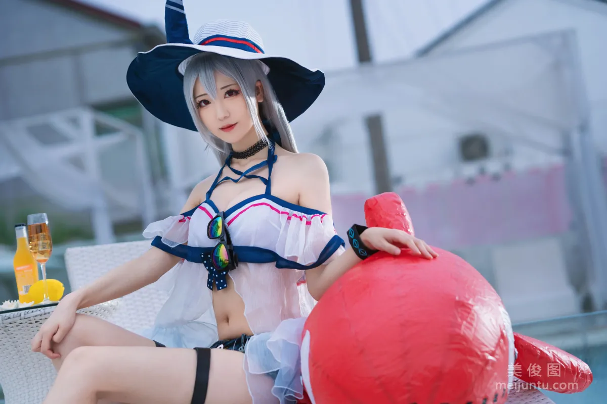 Girl Miyinyin ww, Arknights Skadi Swimsuit Photo Set photo 10