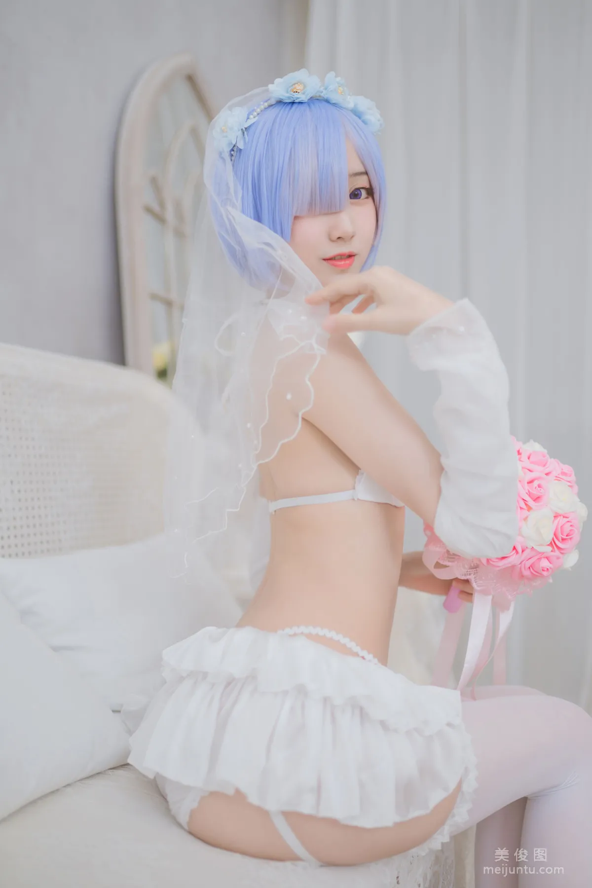 [COS Bonus] Mu Mianmian OwO - Rem Wedding Dress Photo Set photo 5