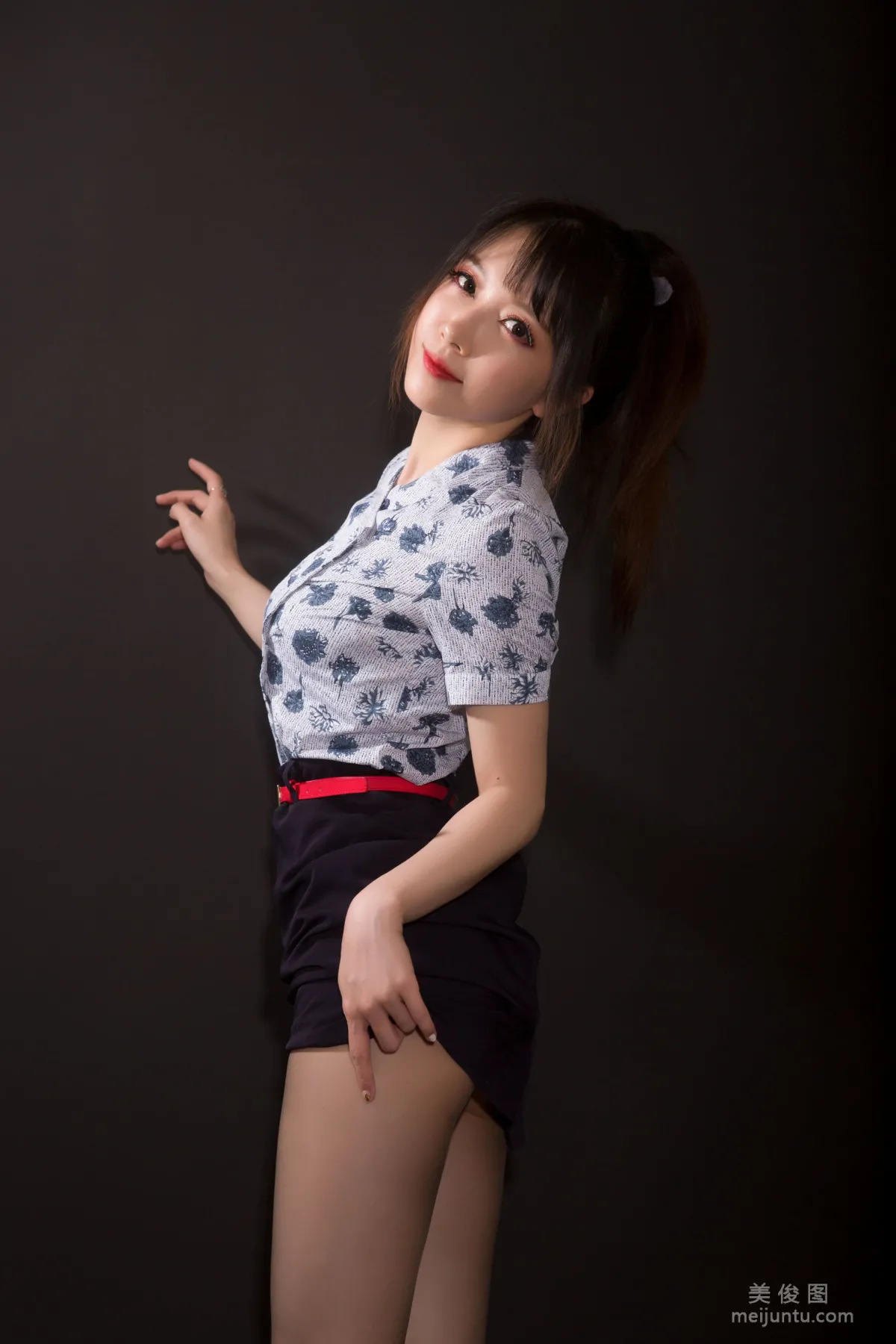 [COS Bonus] Douyu Streamer Xiaonv Wulu Na - China Eastern Studio Shoot photo 17