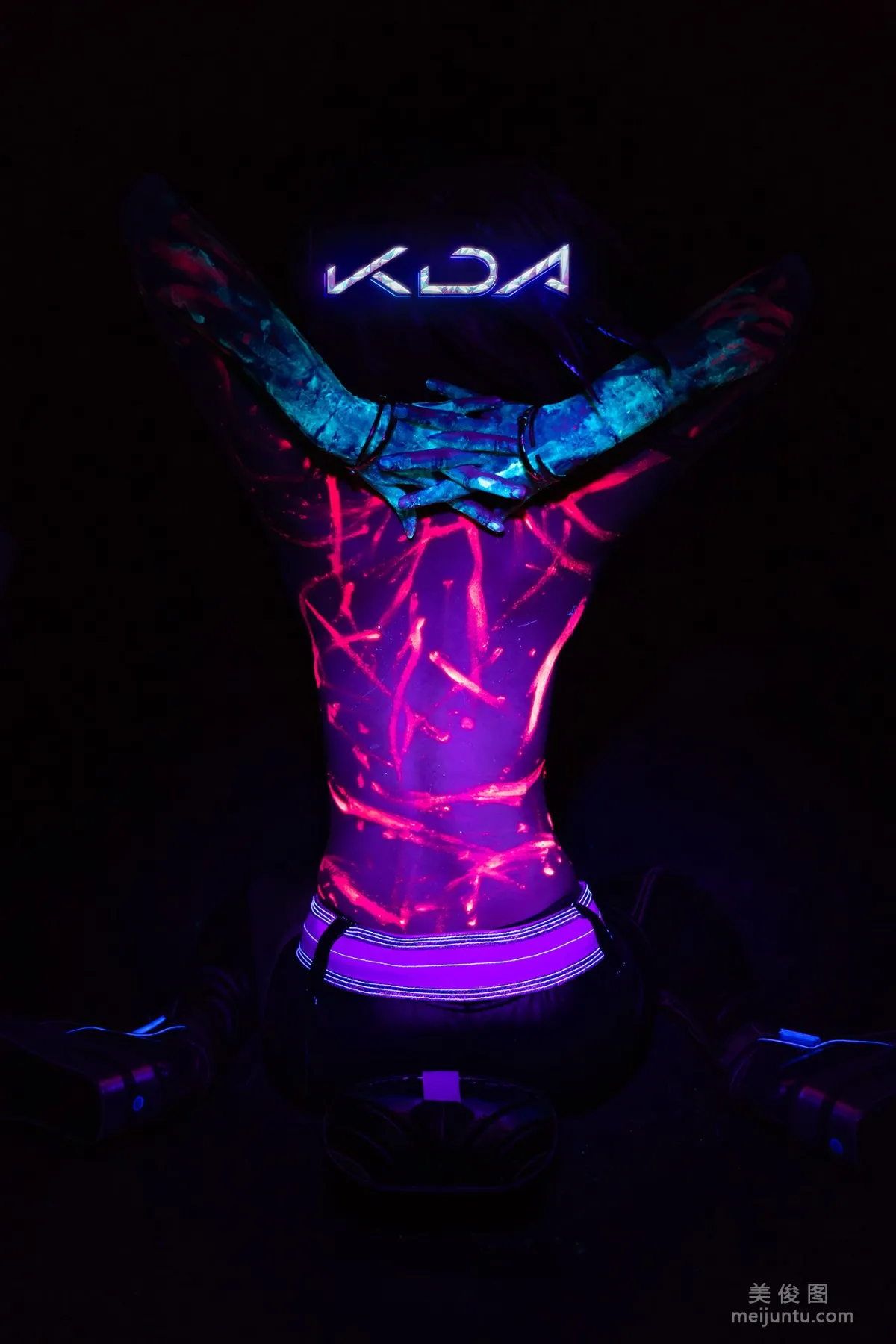 Azami: Web Idols KDA photo 17