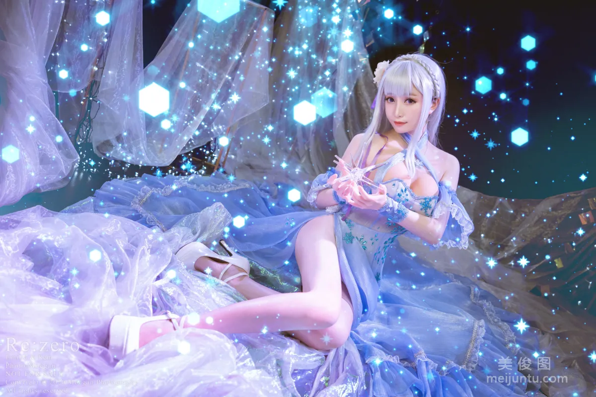Miyana Miya & Zi Yue Tao, Crystal Dress Photo Set photo 6