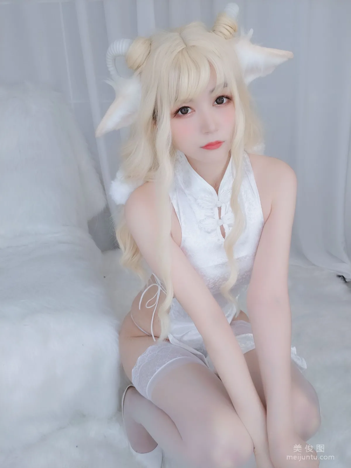 Baiyin 81: Web Idols photo 8