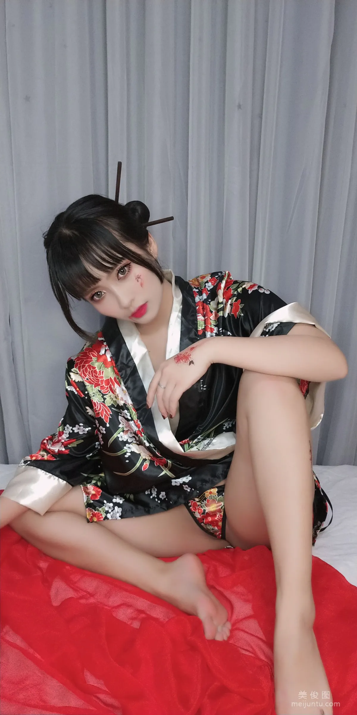 Luoli LoLiSAMA: Web Idols photo 7