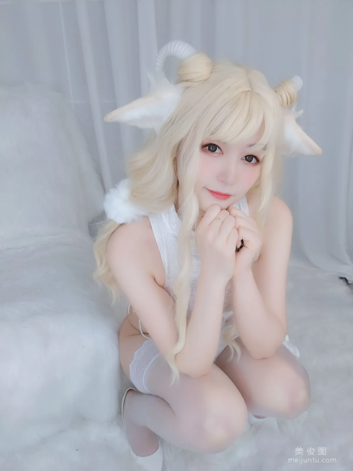 Baiyin 81: Web Idols photo 9