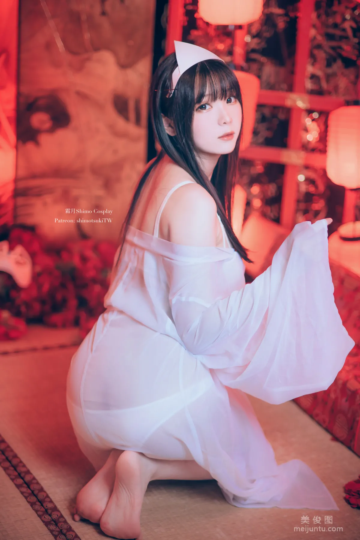 Weibo Girl Shuangyue shimo - Halloween Photo Set photo 9