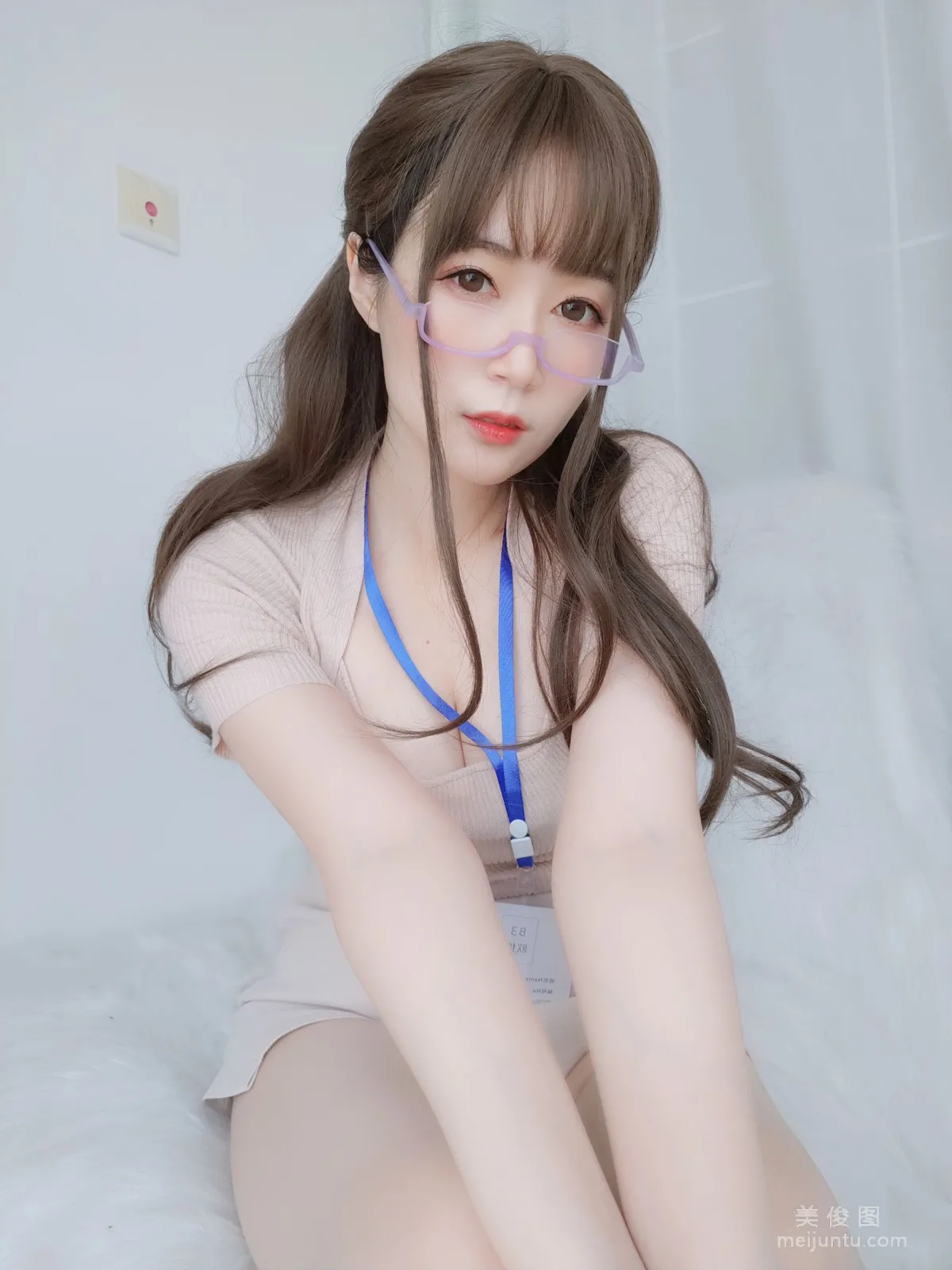 Baiyin 81: Web Idols photo 19