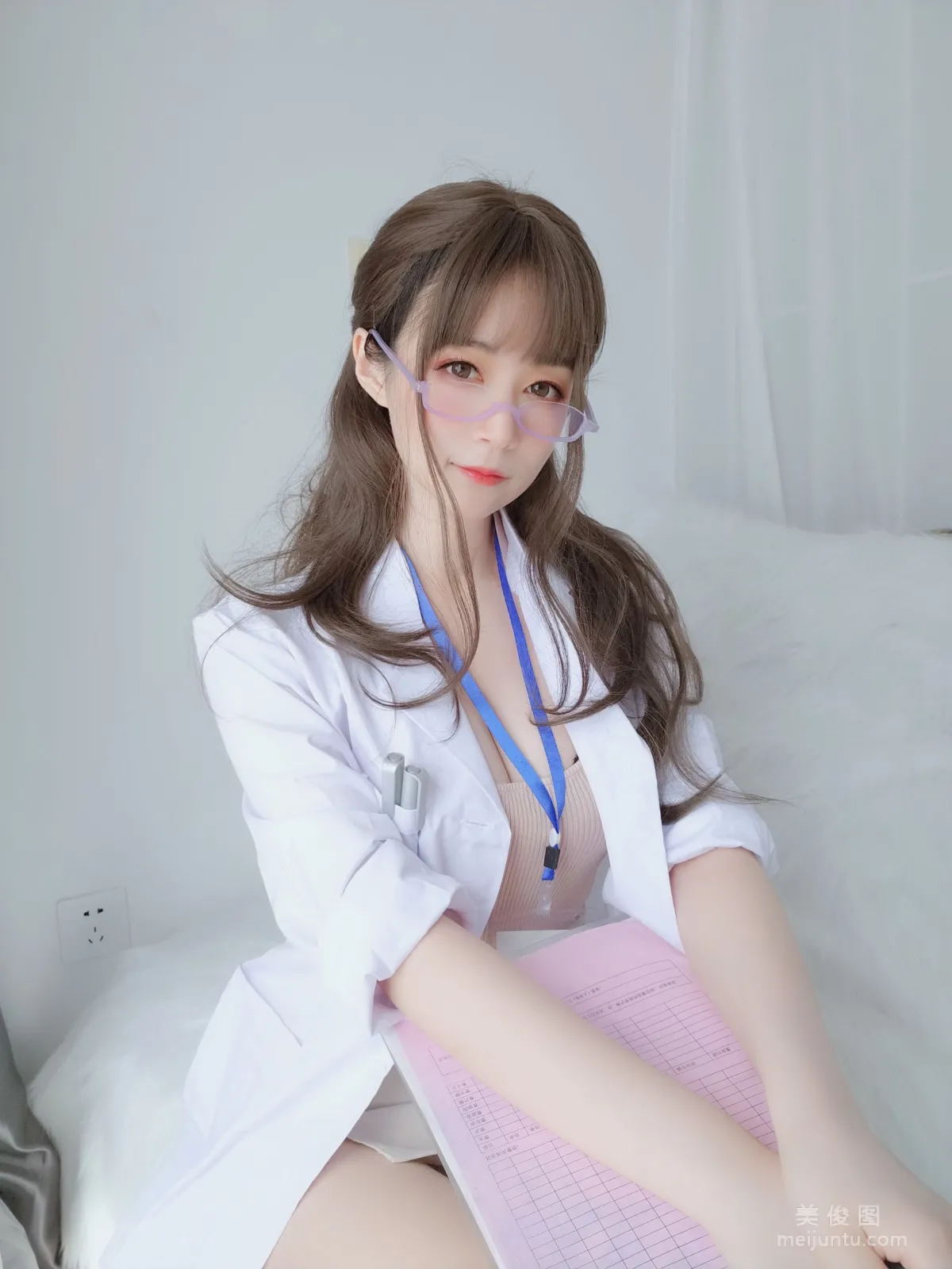 Baiyin 81: Web Idols photo 2