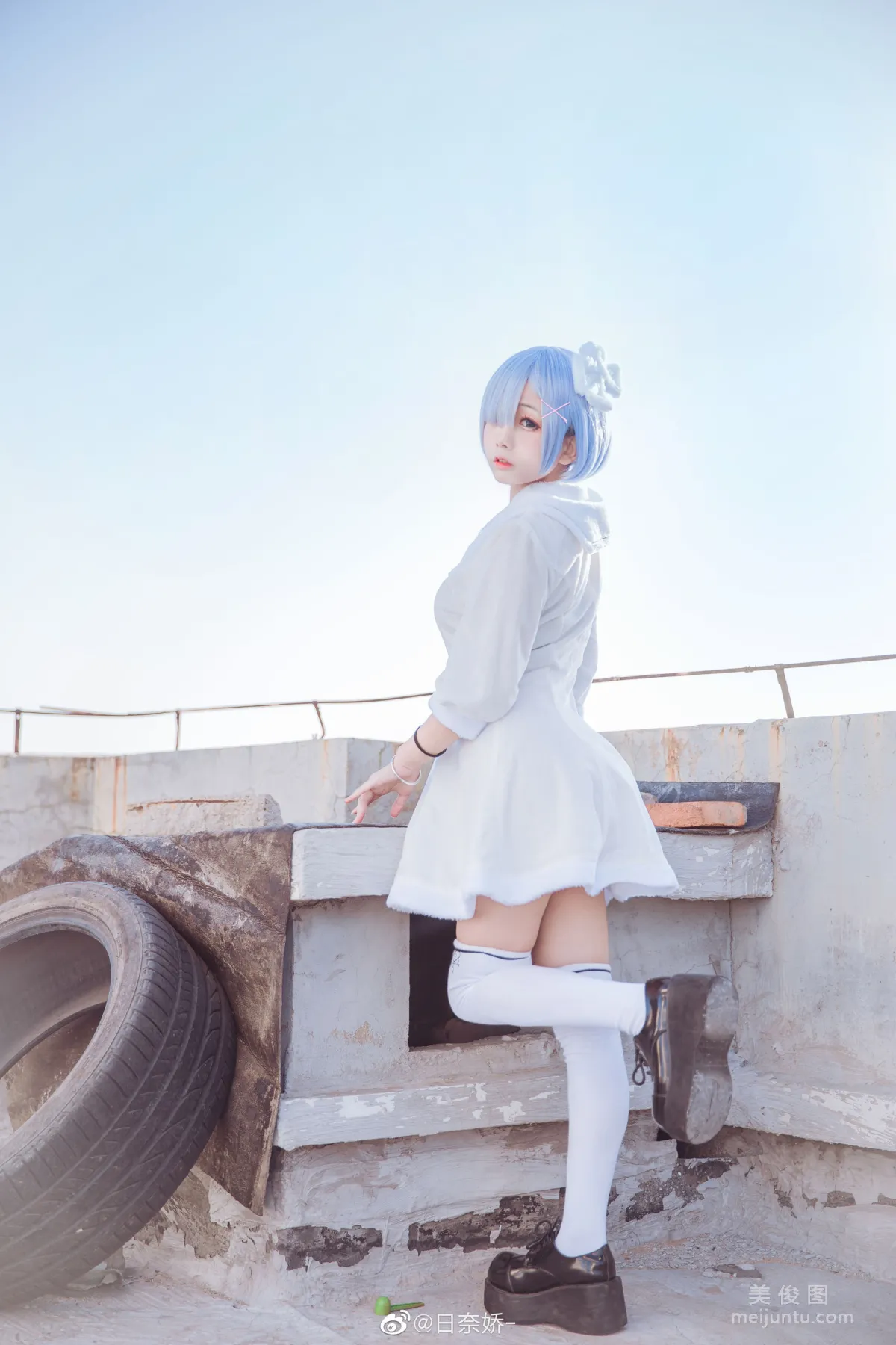 [Cosplay Bonus] Ri Naijiao - Rem White Dress Photo Set photo 2
