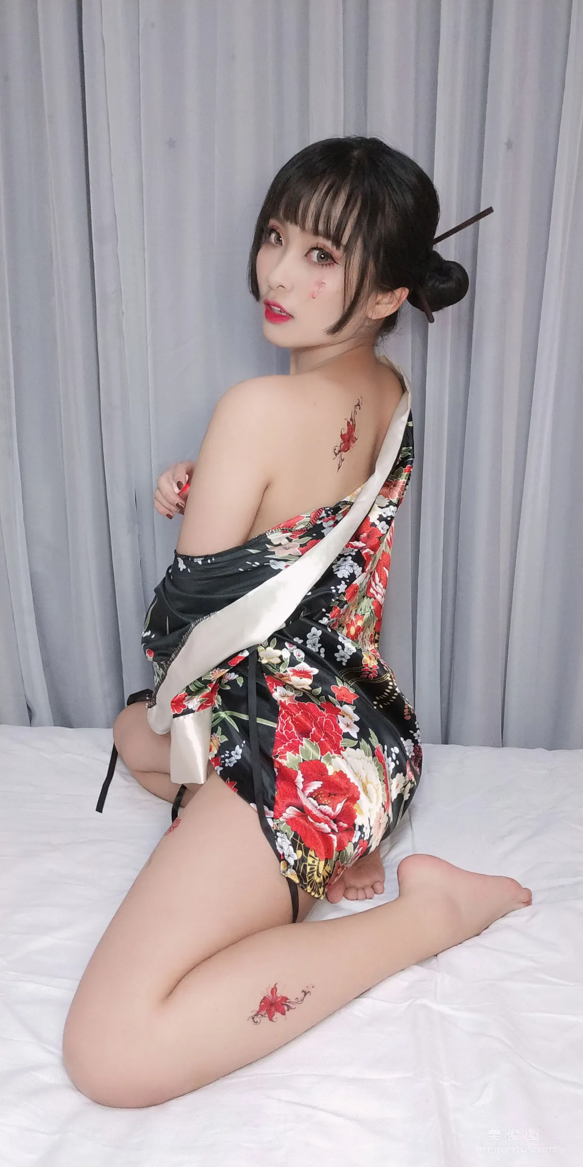 Luoli LoLiSAMA: Web Idols photo 60