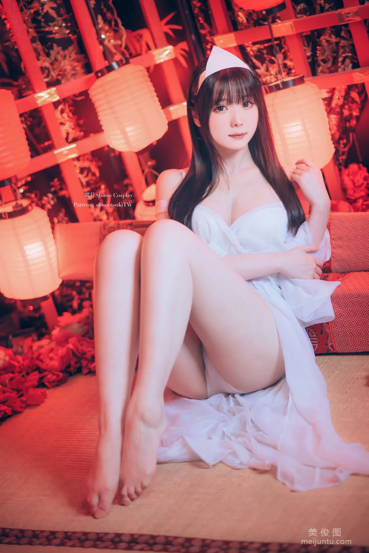 Weibo Girl Shuangyue shimo - Halloween Photo Set photo 8