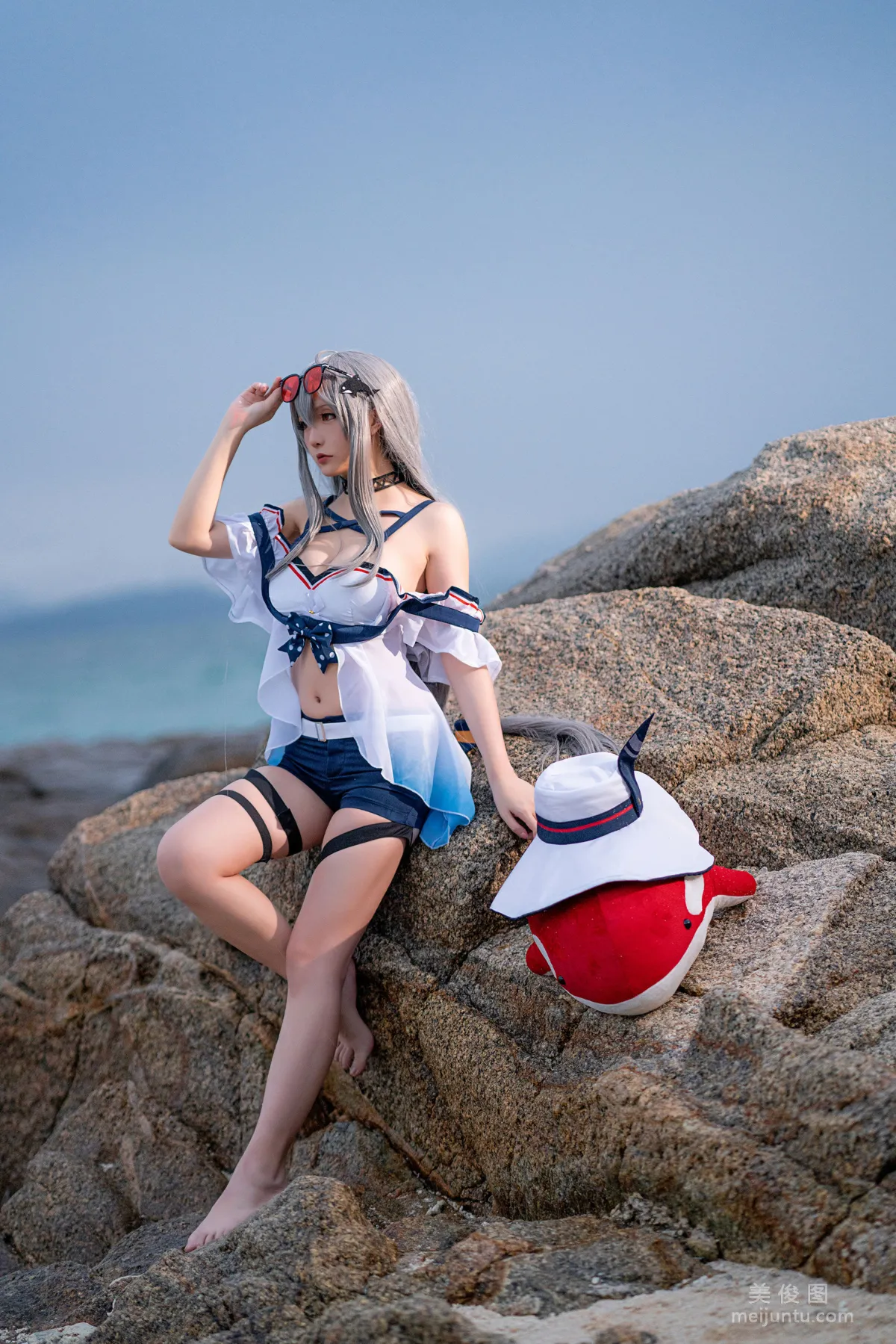 [COS福利] 星之迟迟 - 明日方舟《斯卡蒂》 写真套图11