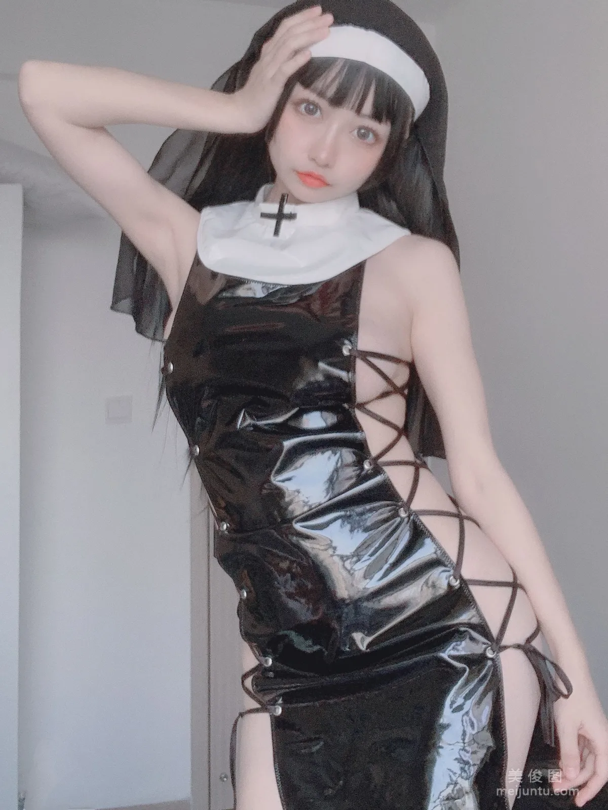 Shenben Wuwei Aria: Web Idols photo 3