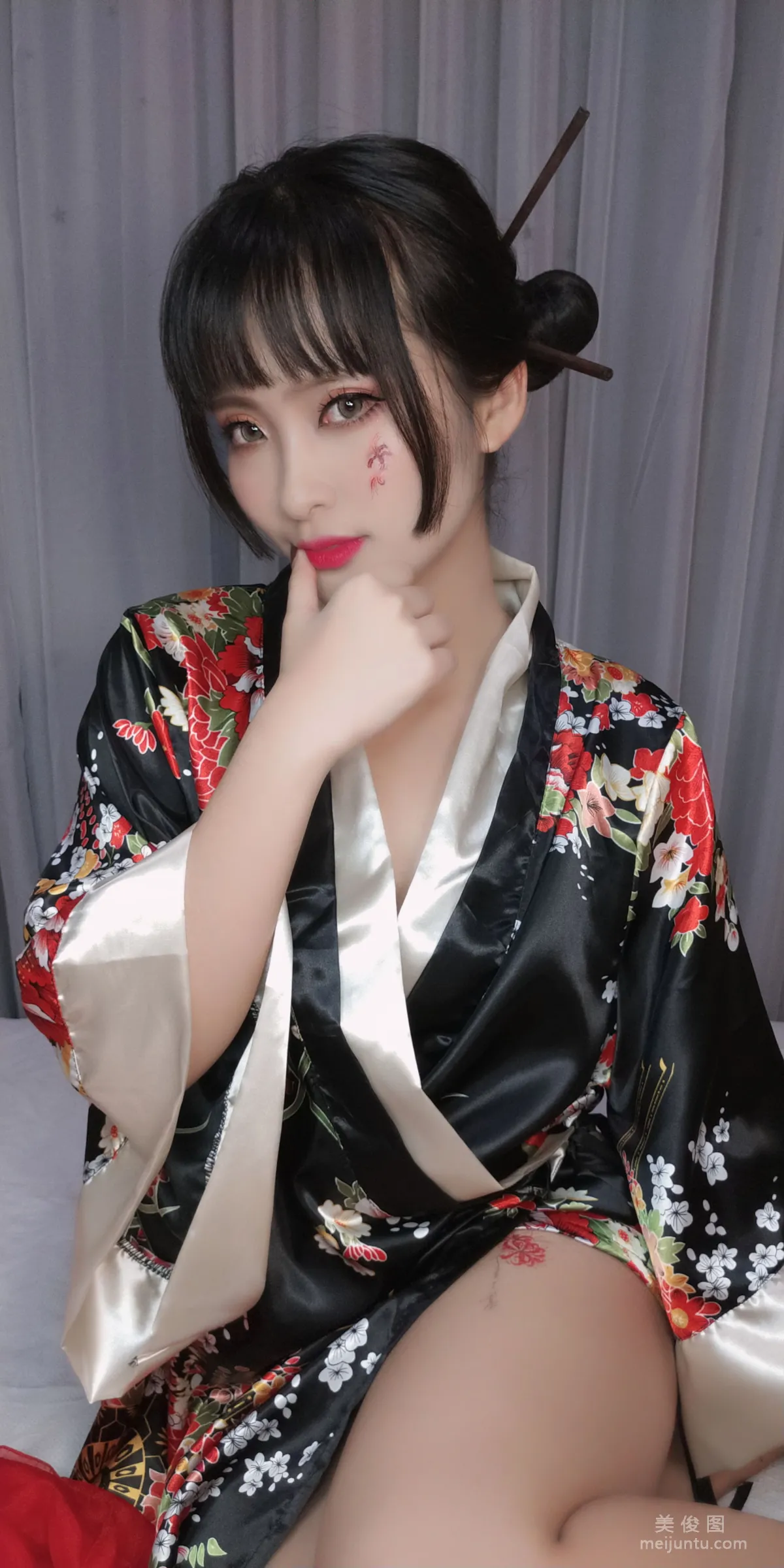 Luoli LoLiSAMA: Web Idols photo 15