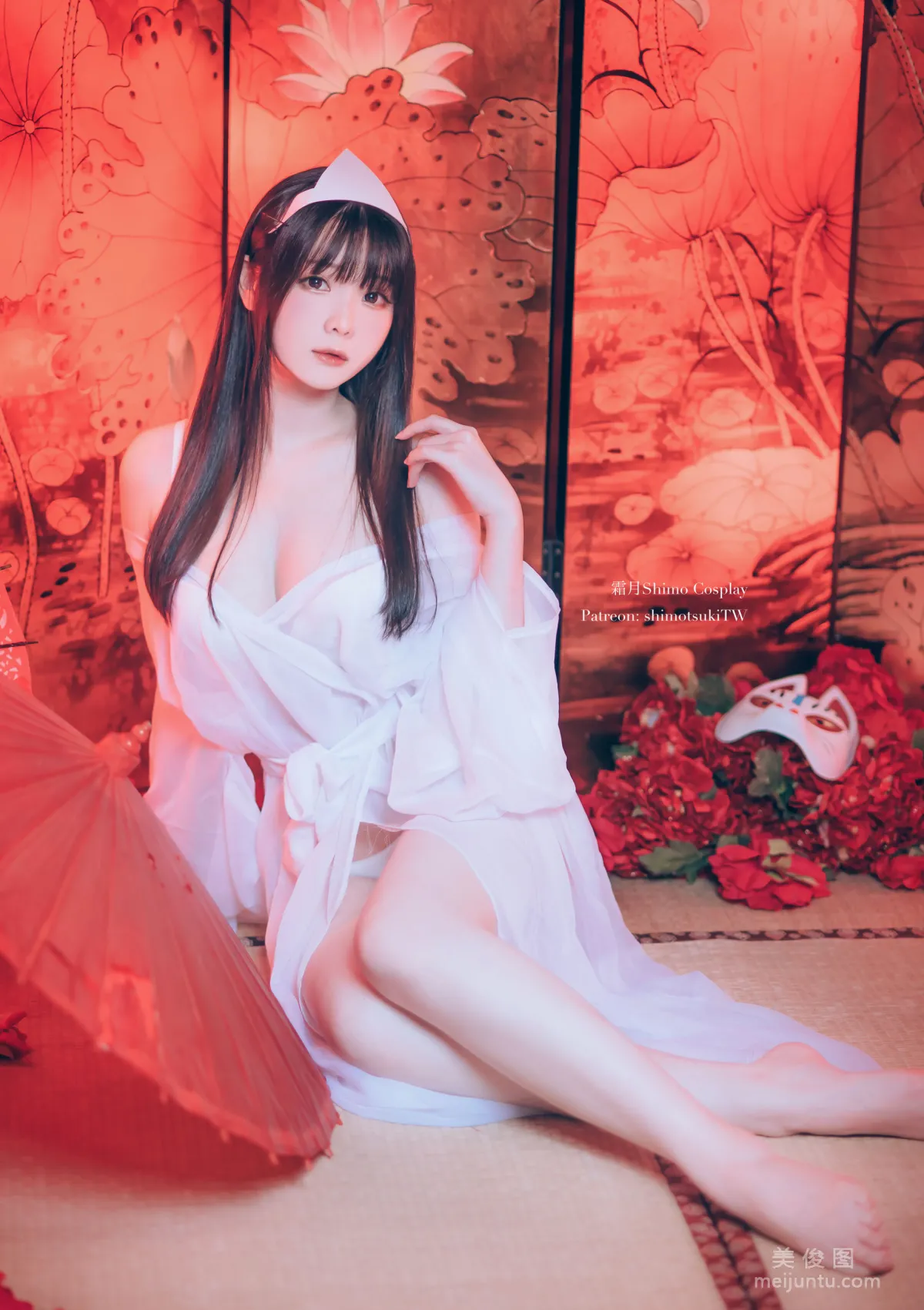 Weibo Girl Shuangyue shimo - Halloween Photo Set photo 7