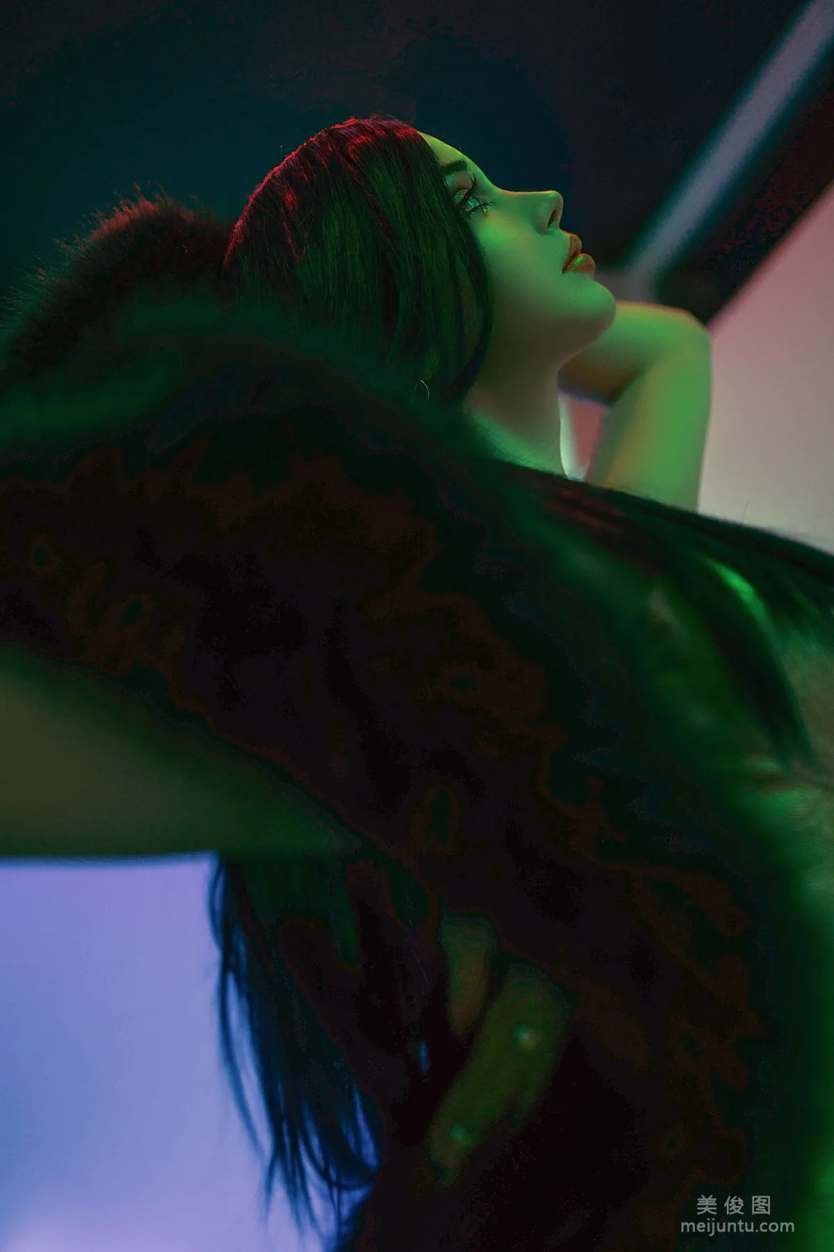 Foreign Beauty SayaTheFox - Cyberpunk Dress photo 6