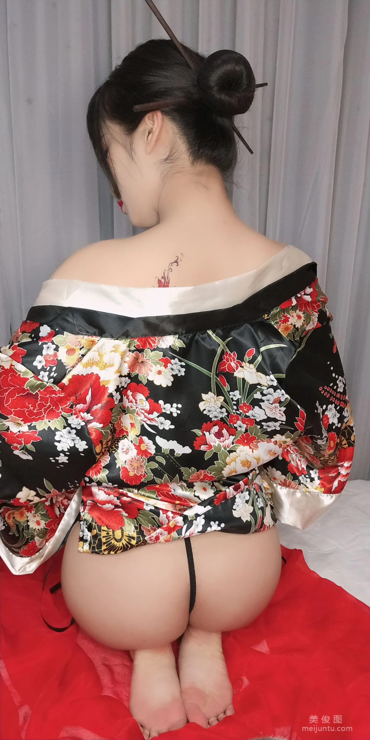 Luoli LoLiSAMA: Web Idols photo 5
