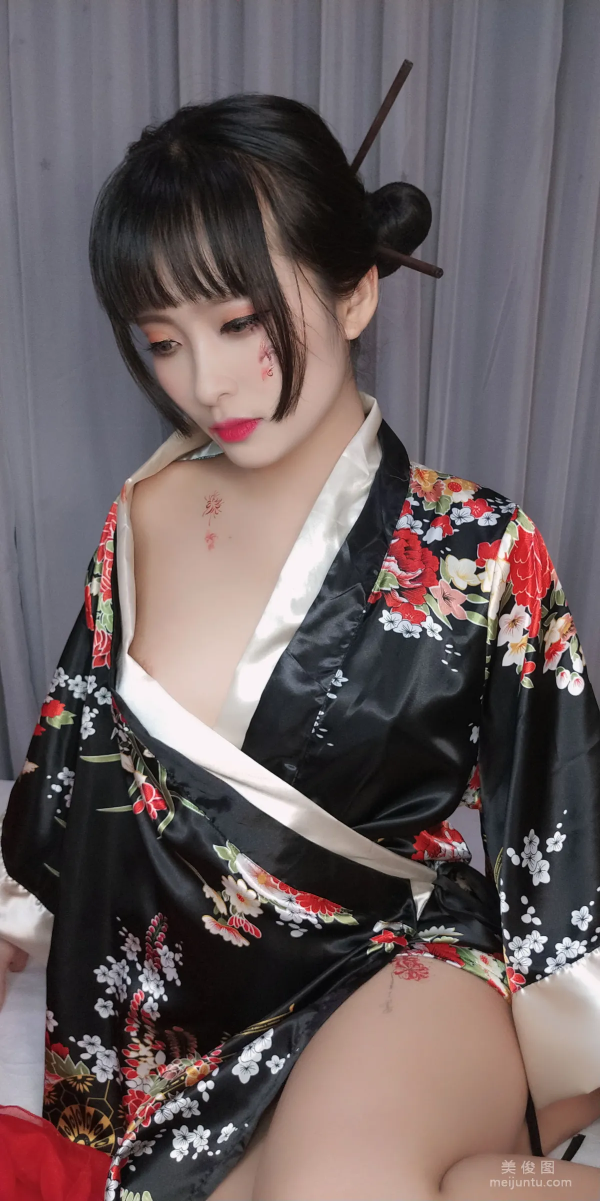Luoli LoLiSAMA: Web Idols photo 13