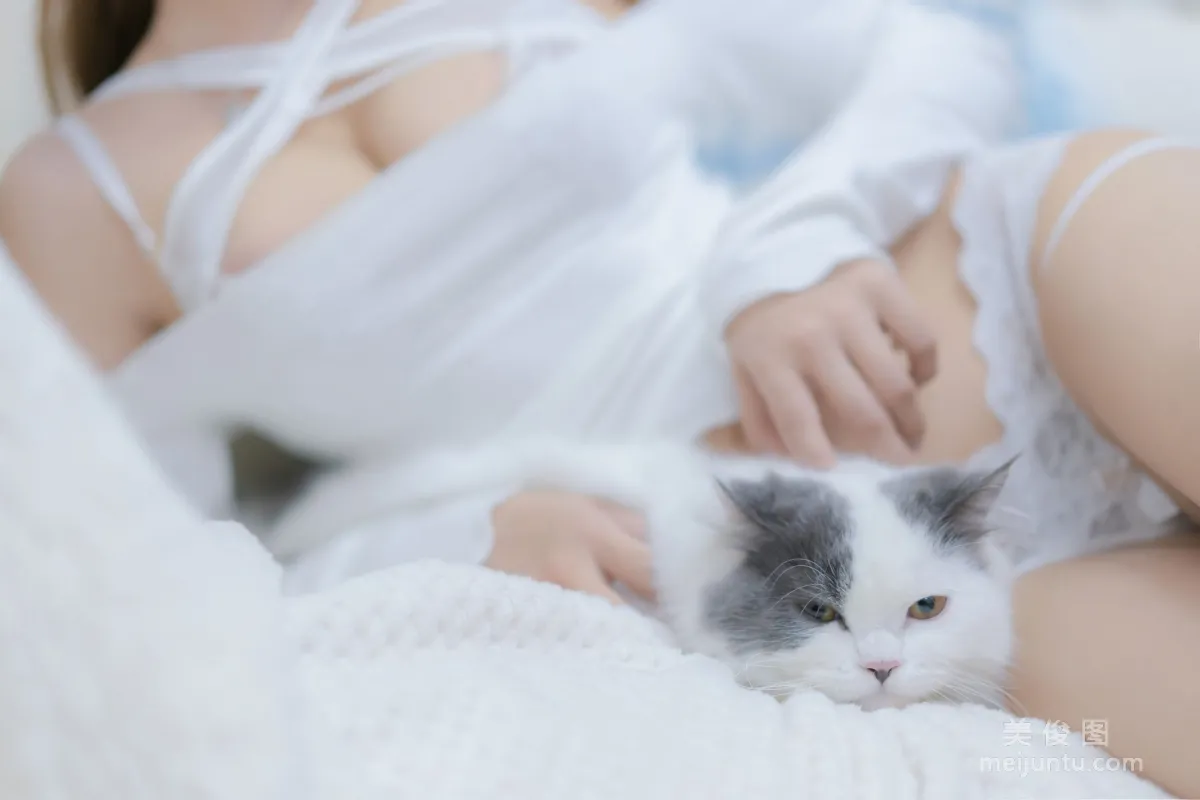 Douyu Mixianxian sama, Me and the Cat Photo Set photo 26