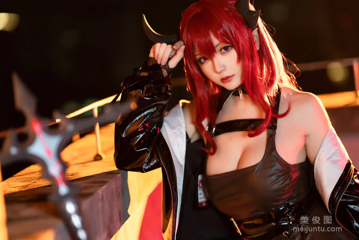 Coser Girl Xingzhi Chichi, Arknights Surtr photo 3