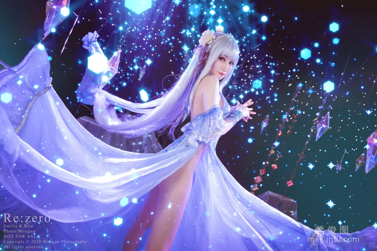 Miyana Miya & Zi Yue Tao, Crystal Dress Photo Set photo 5