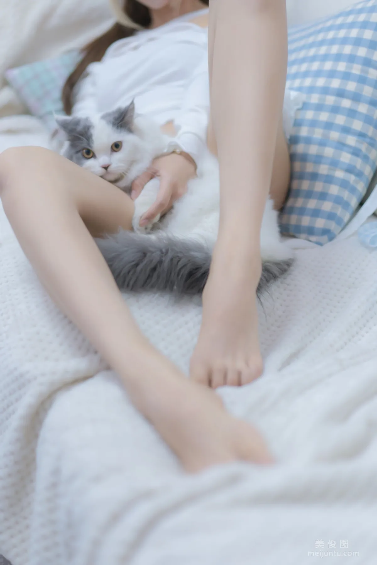 Douyu Mixianxian sama, Me and the Cat Photo Set photo 12