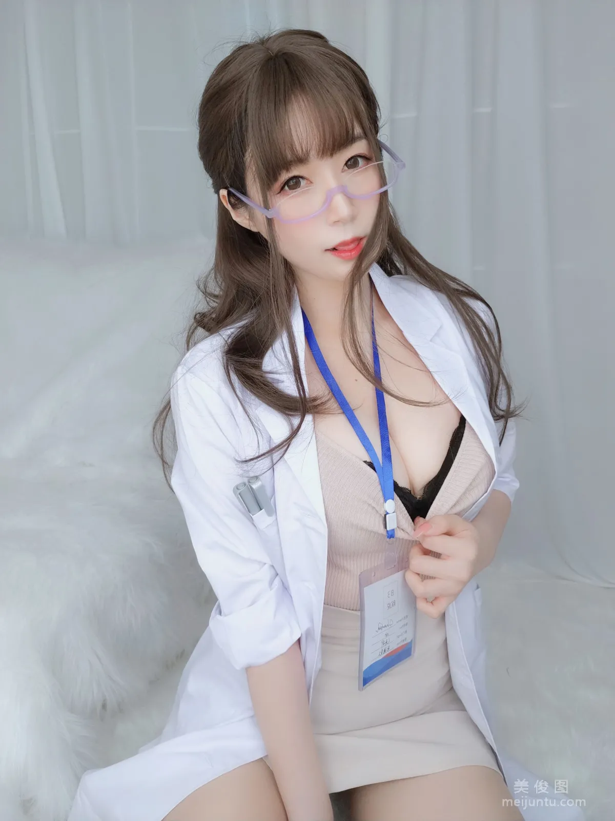 Baiyin 81: Web Idols photo 100