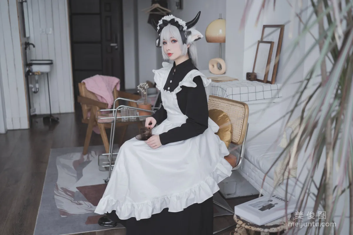 COS Fan Service rioko Liang Liangzi - Sweet Cow Maid photo 3