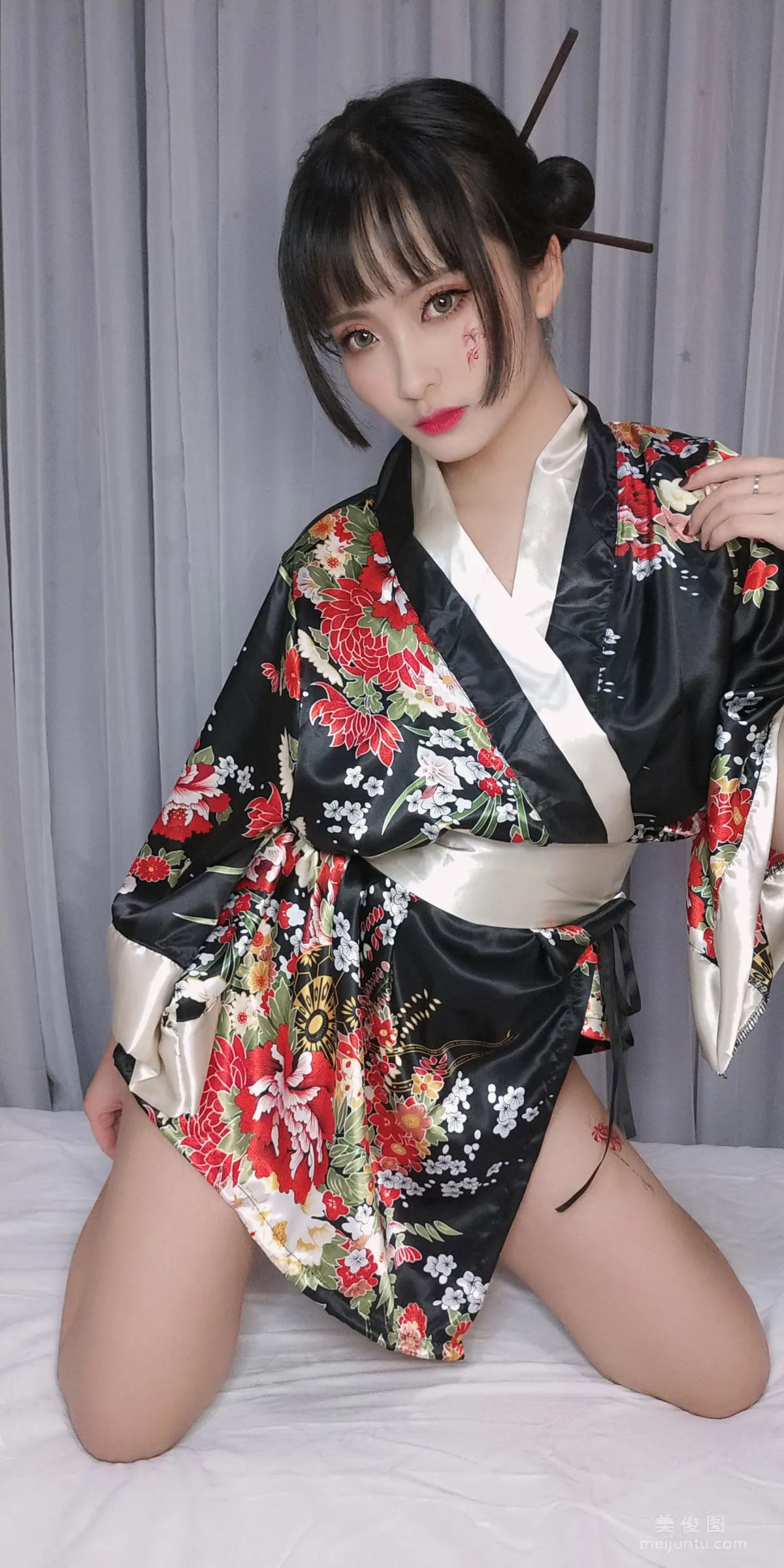 Luoli LoLiSAMA: Web Idols photo 74
