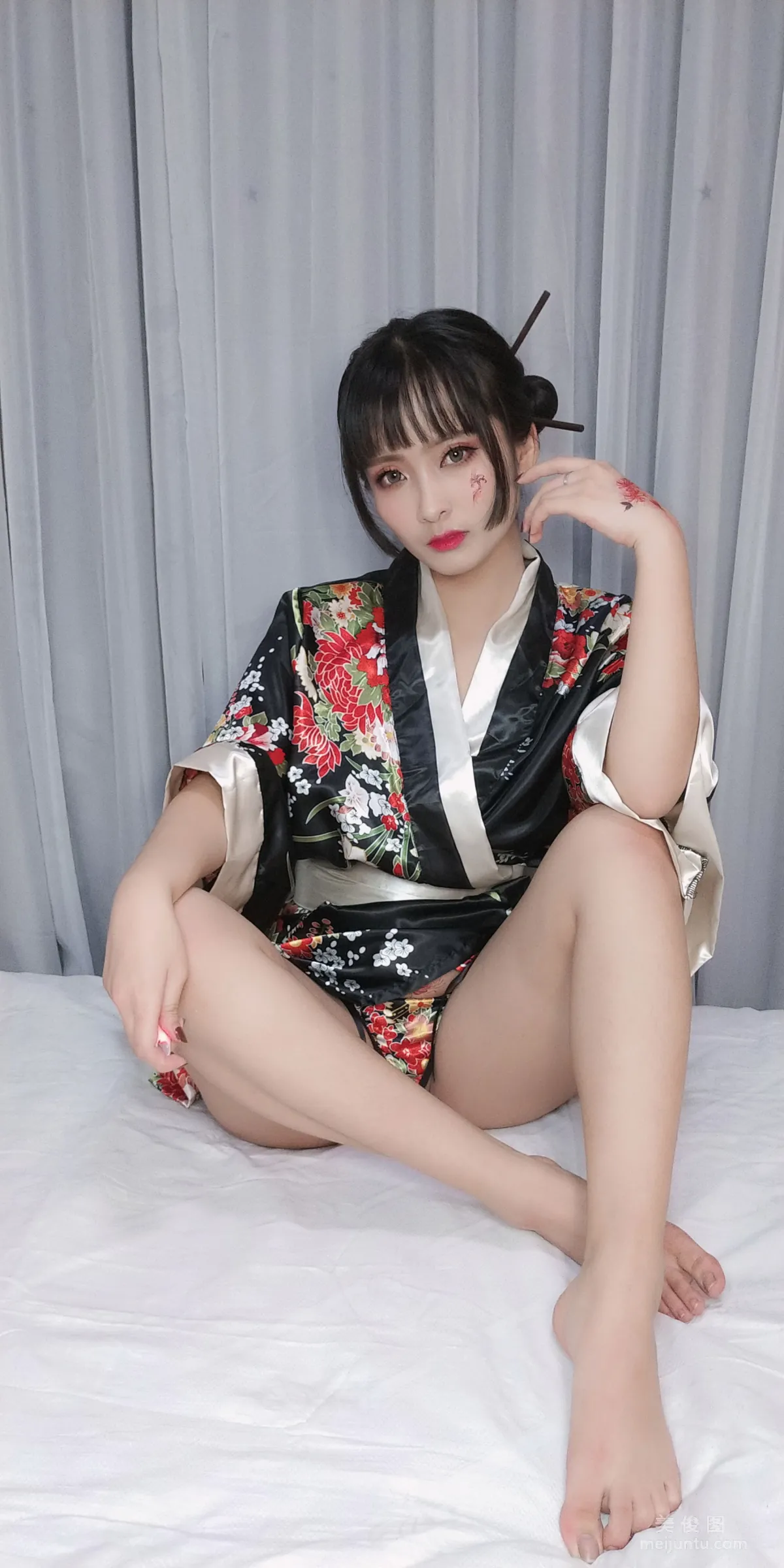 Luoli LoLiSAMA: Web Idols photo 64