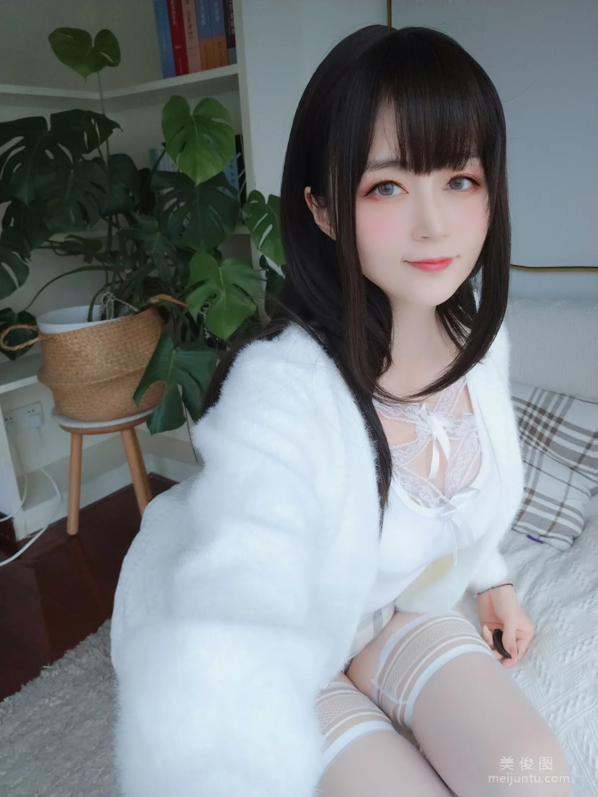 Baiyin 81: Web Idols photo 9