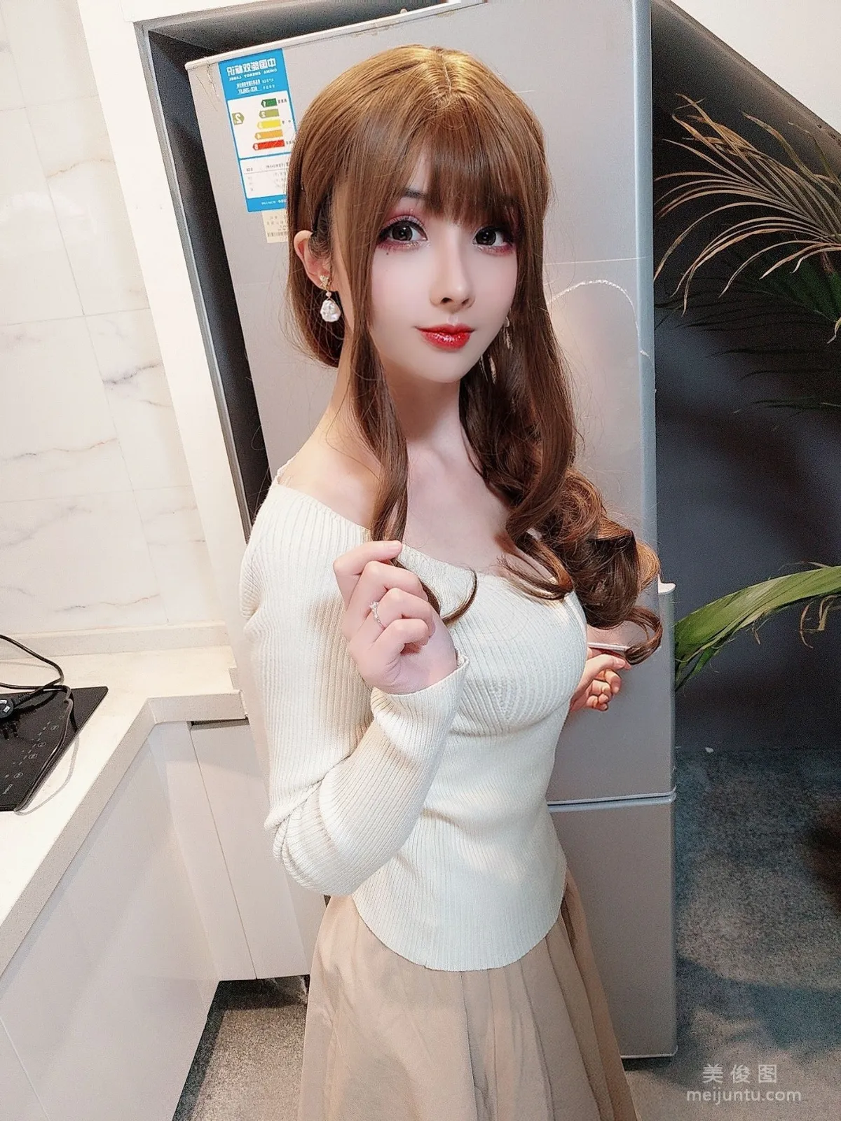 COS Welfare rioko Liang Liangzi, Cuckolding Photo Set photo 4