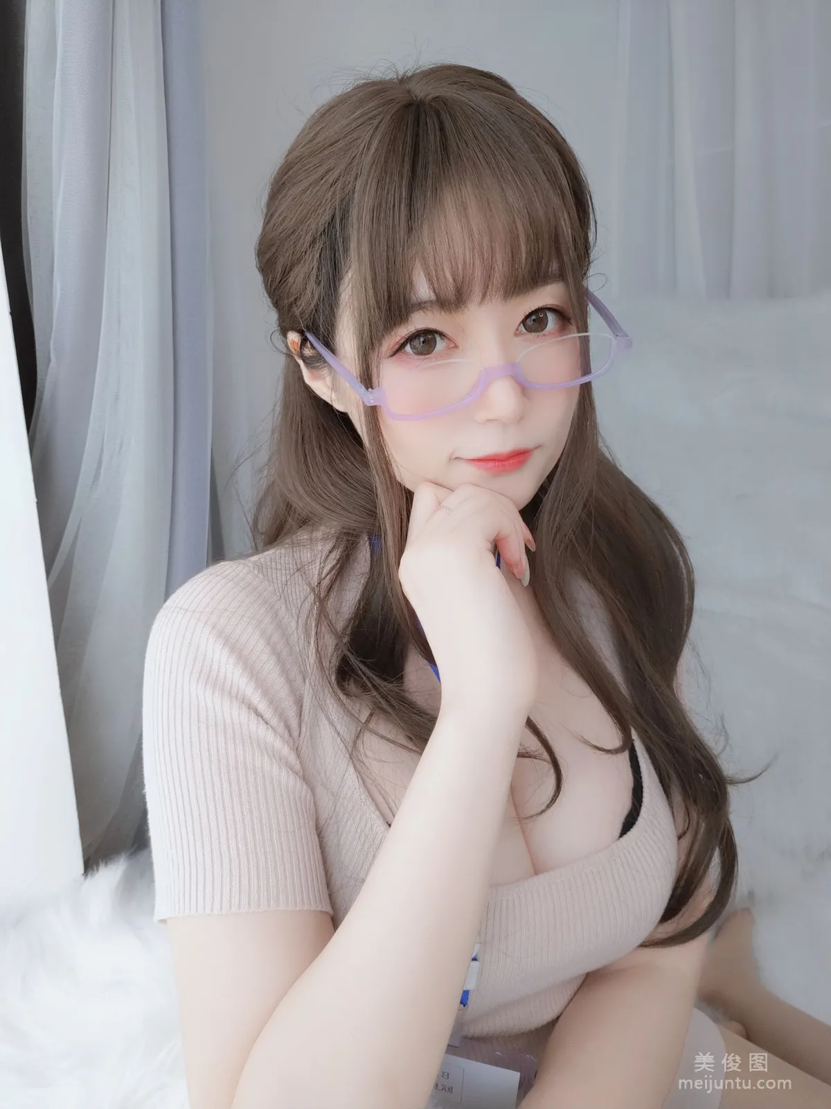 Baiyin 81: Web Idols photo 50