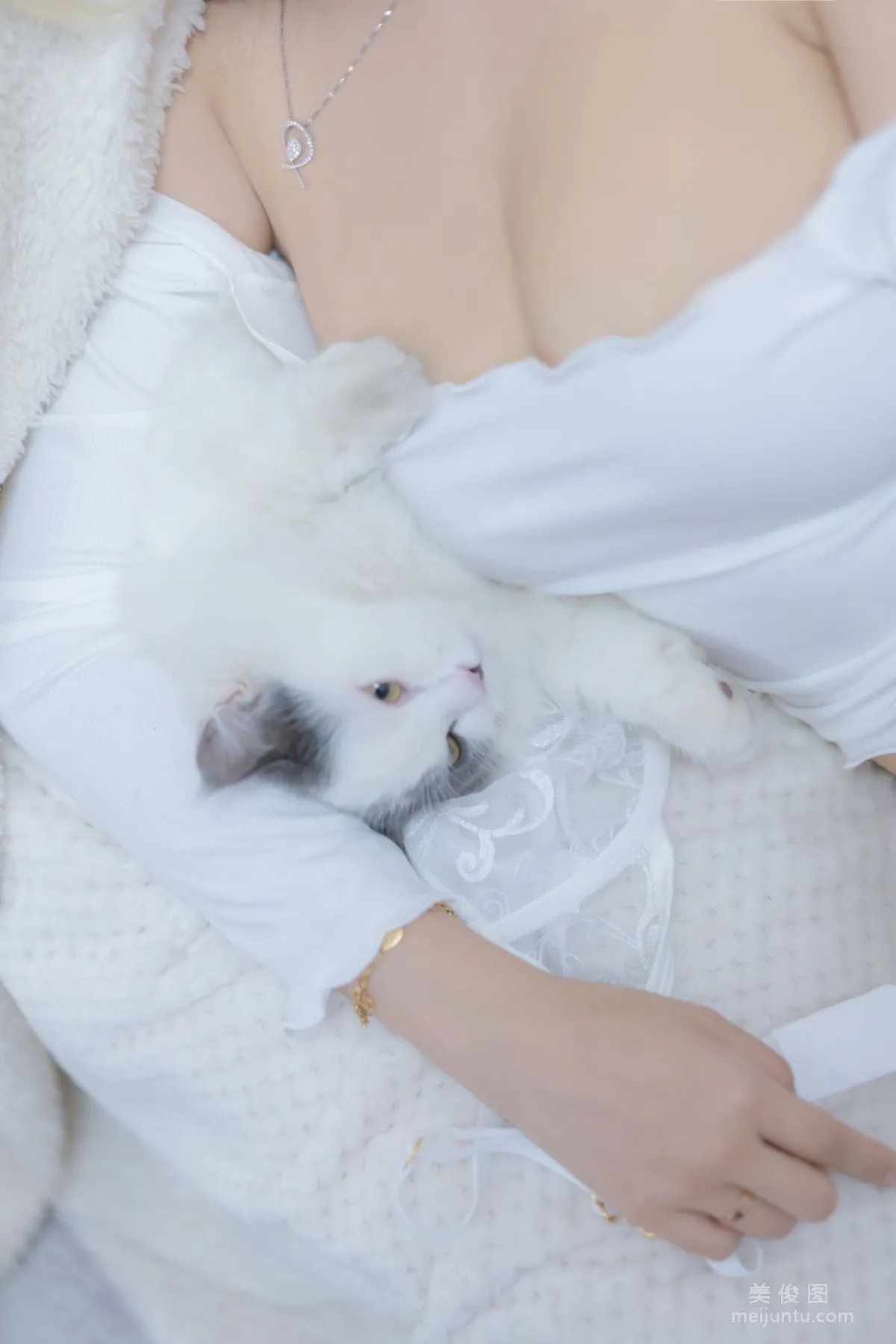 Douyu Mixianxian sama, Me and the Cat Photo Set photo 66