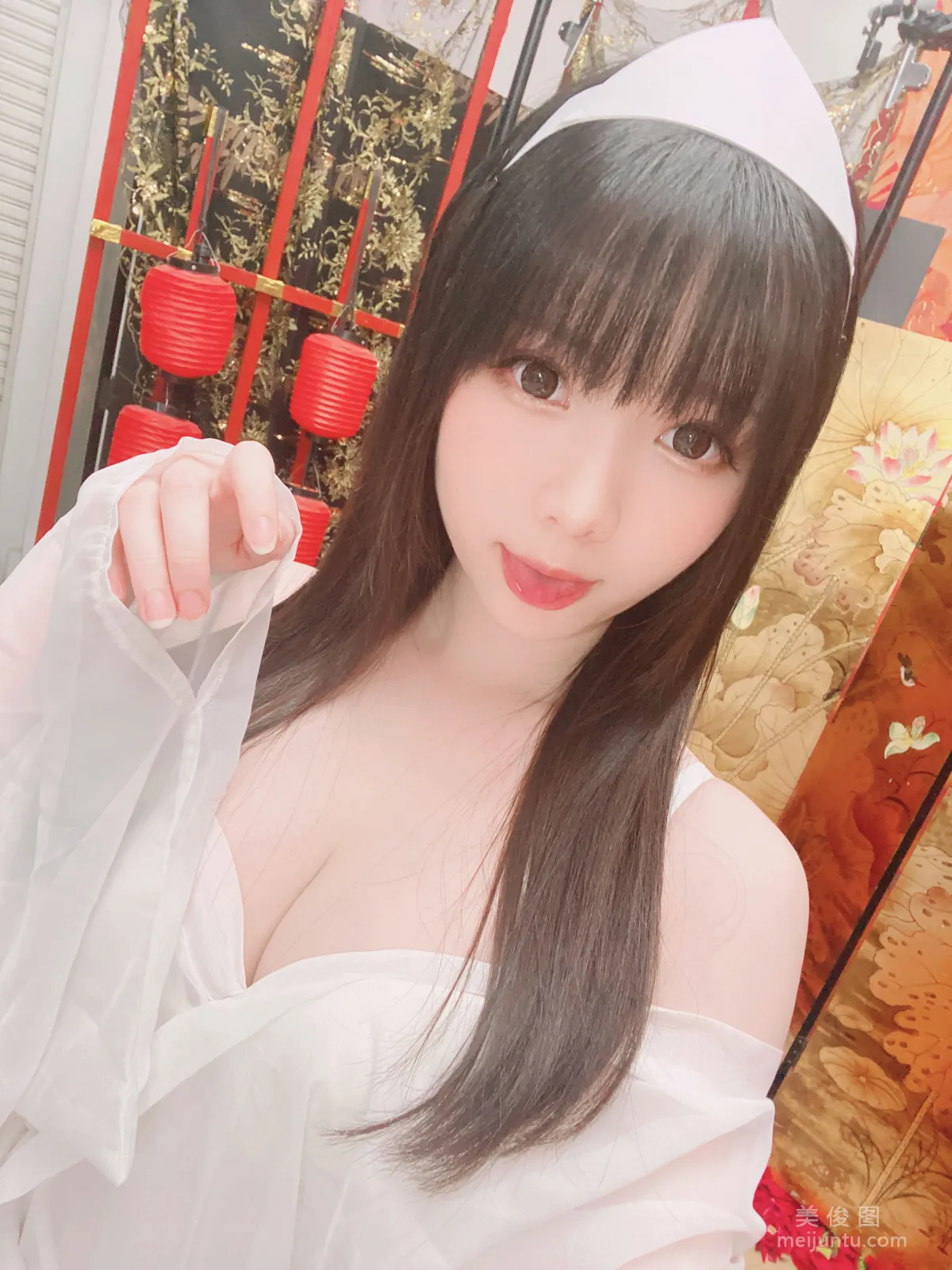 Weibo Girl Shuangyue shimo - Halloween Photo Set photo 17