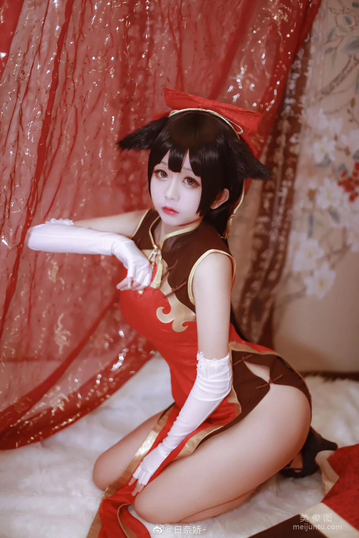 Ri Naijiao - Kaohsiung Mastiff Red + White Qipao Photo Set photo 17
