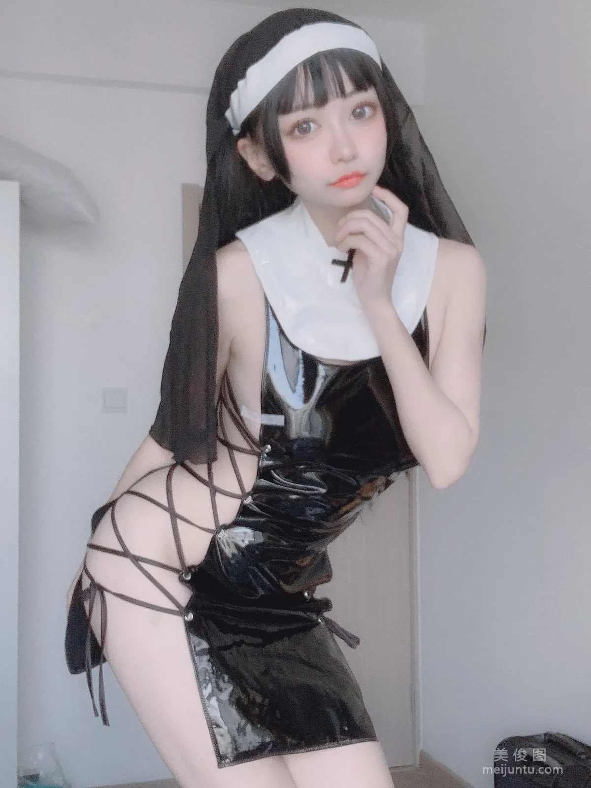 Shenben Wuwei Aria: Web Idols photo 4