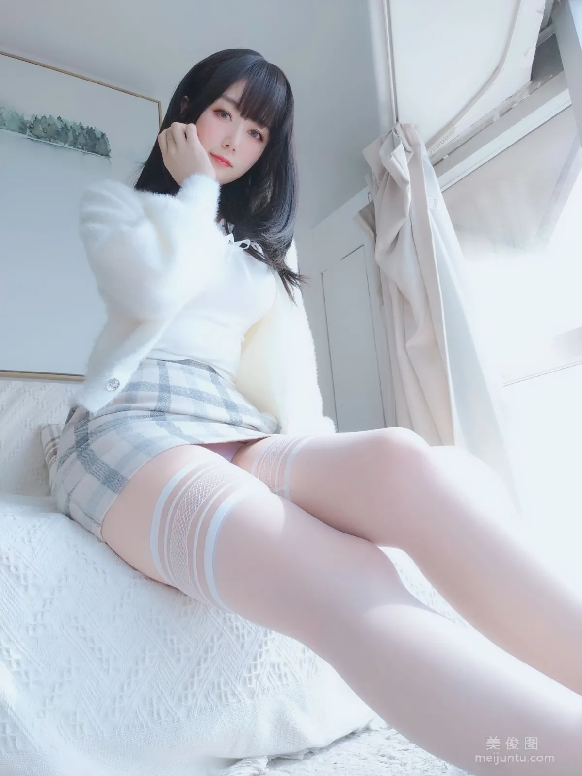 Baiyin 81: Web Idols photo 8