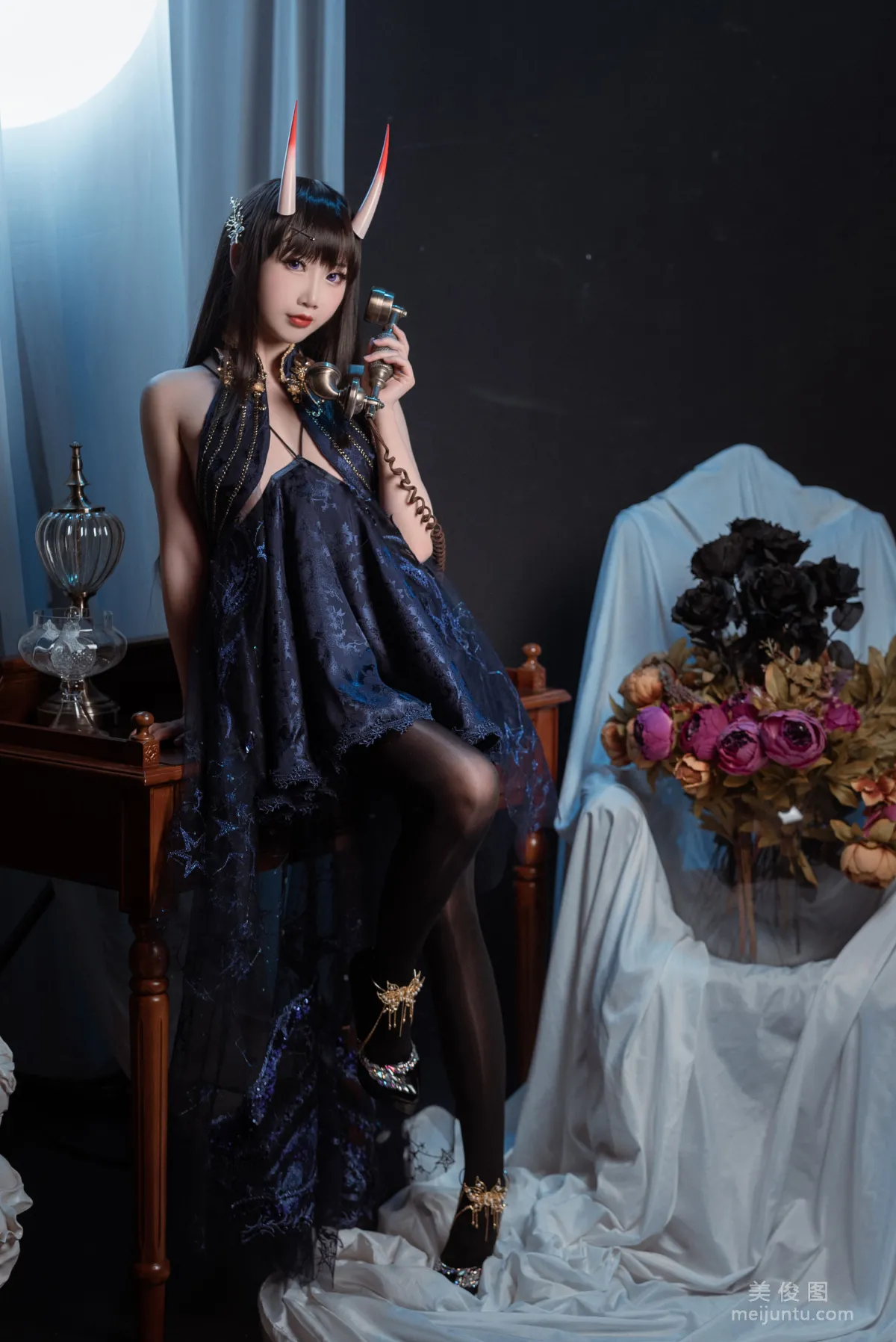 Cute Popular Coser Mianbing Xianer - Can Bring Photo Set photo 1