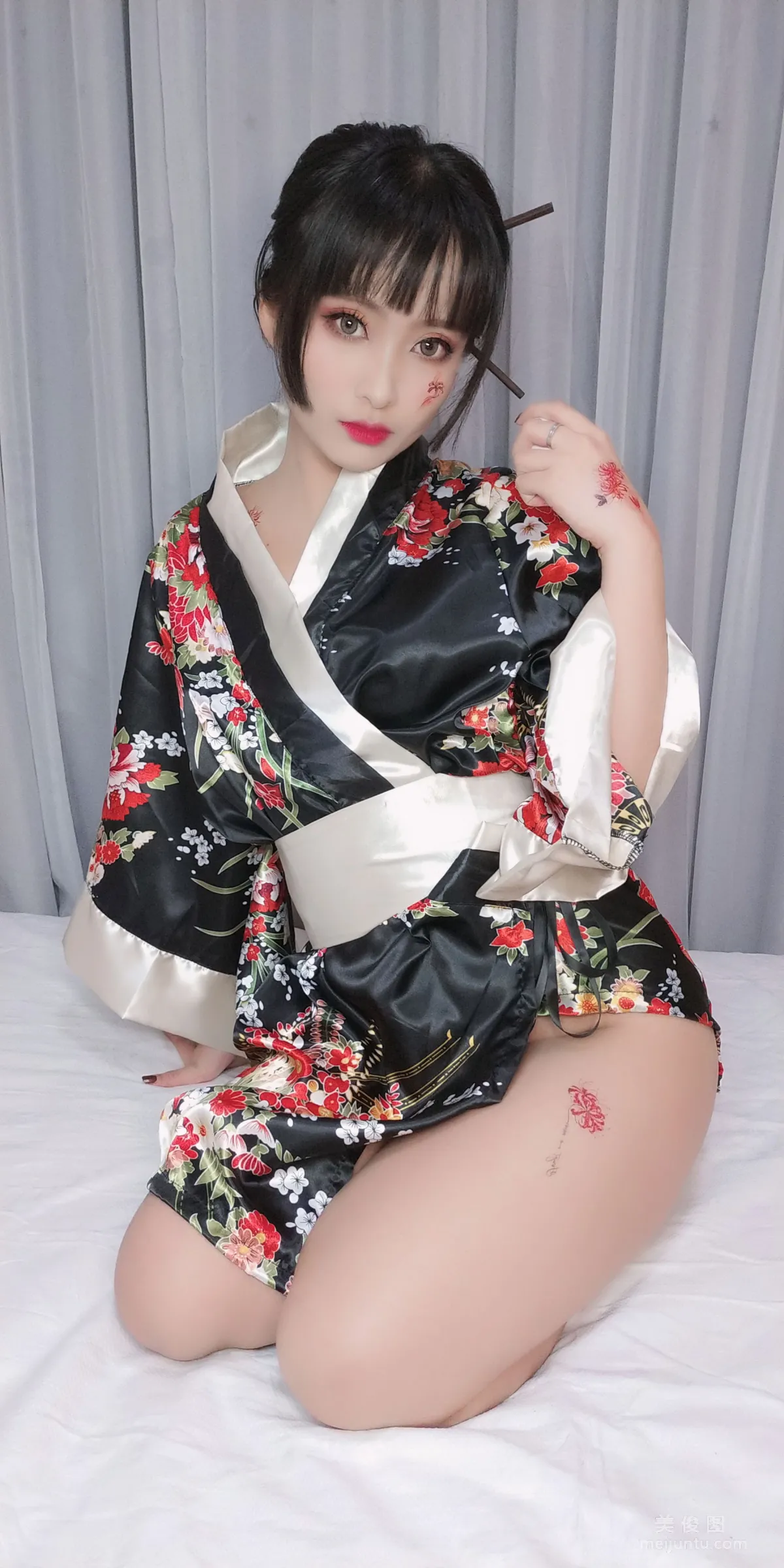 Luoli LoLiSAMA: Web Idols photo 77