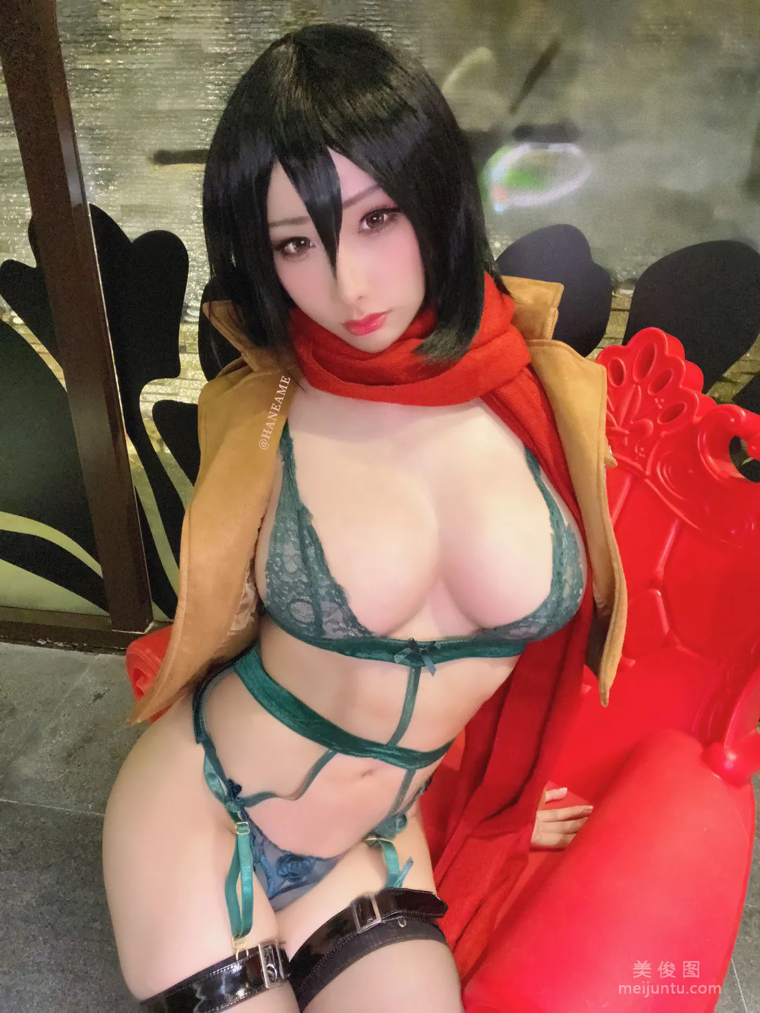 Hane Ame Yubo, Attack on Titan Photo Set photo 22