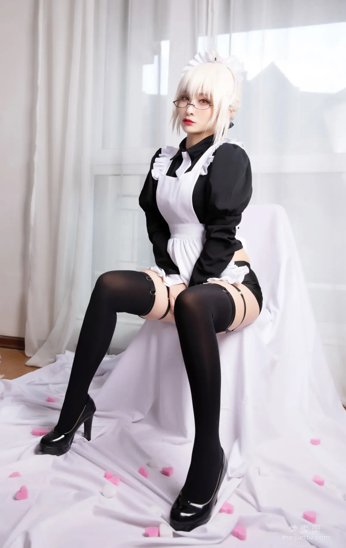 [COS福利] 洛璃LoLiSAMA - BX女仆30