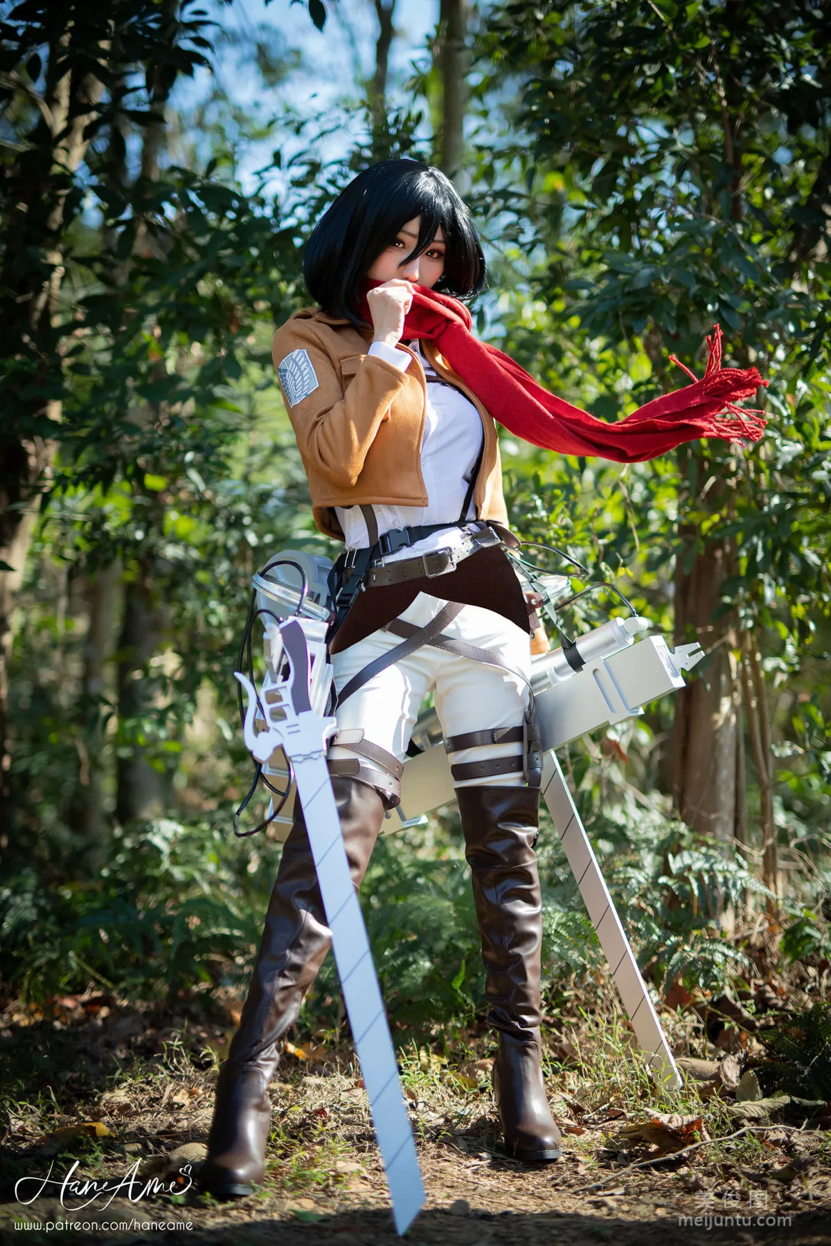 Hane Ame Yubo, Attack on Titan Photo Set photo 33