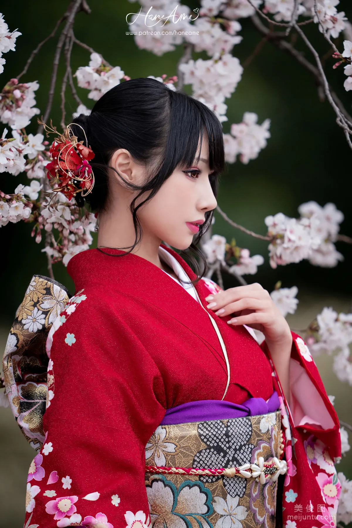[COS Benefits] Hane Ame Yubo - Crimson Kimono Photo Set photo 5