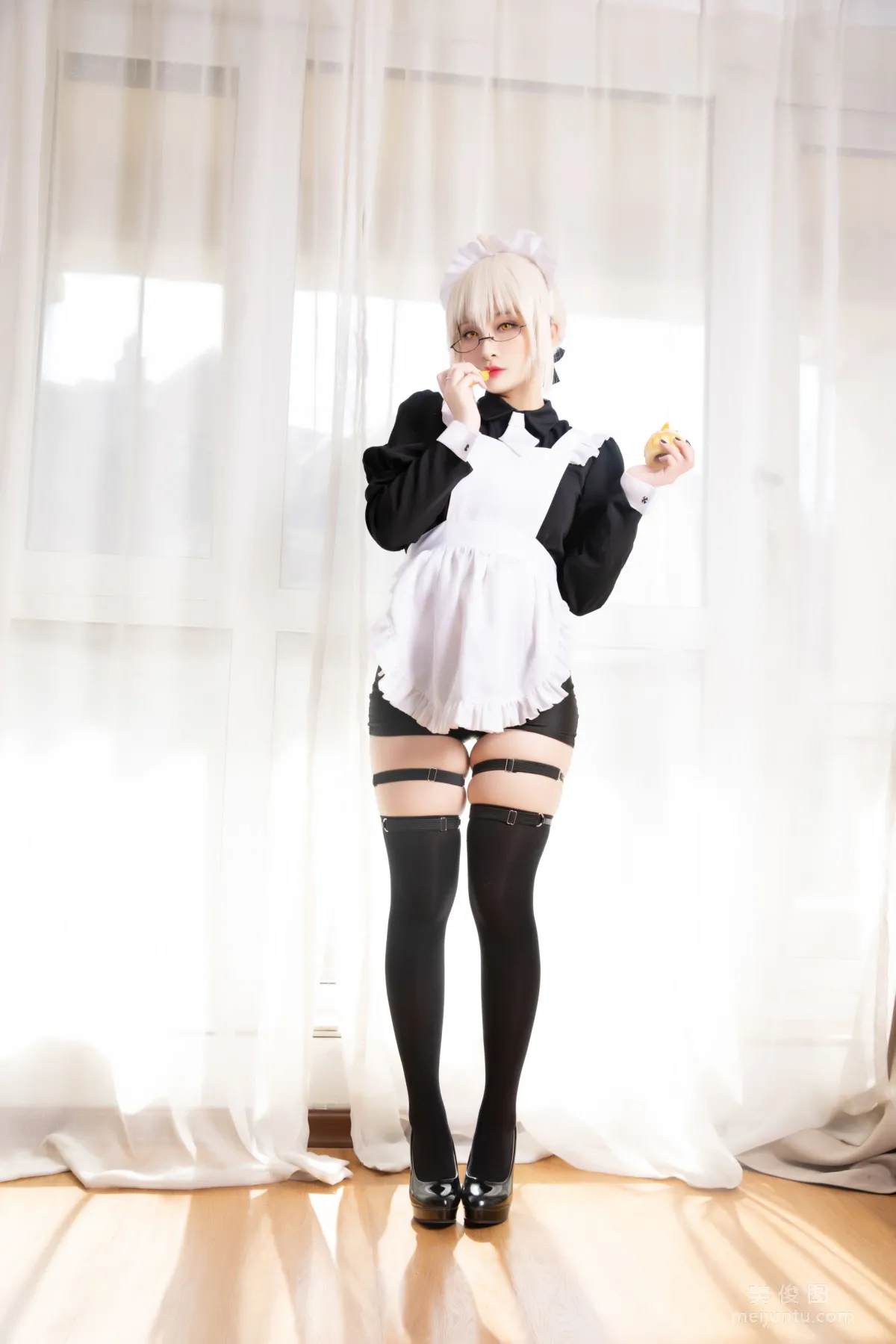 [COS福利] 洛璃LoLiSAMA - BX女仆 5