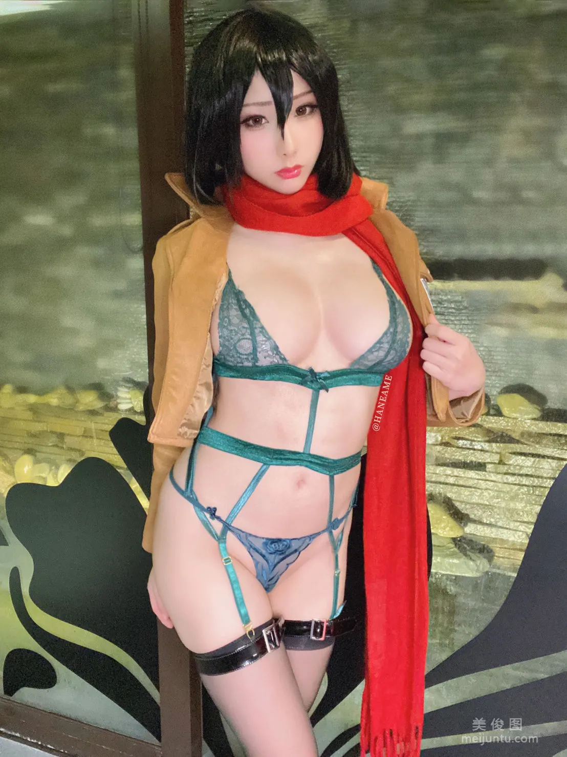 Hane Ame Yubo, Attack on Titan Photo Set photo 23