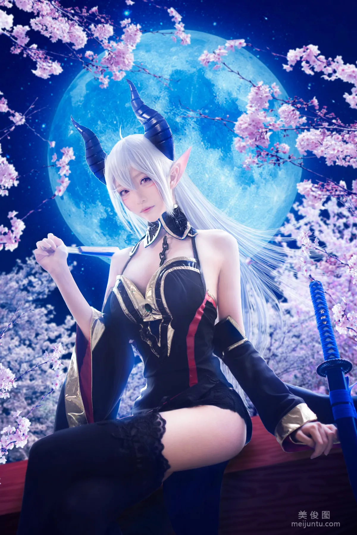 Qingqingzi Js: Web Idols photo 2