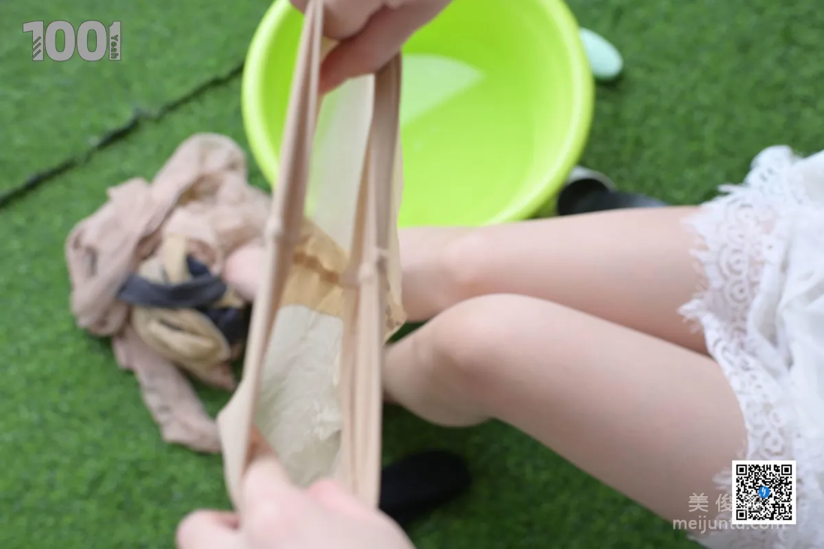 [IESS] NO.183 Zhen Zhen [Silk Washing 6] Stocking Feet Beautiful Legs Photos photo 45
