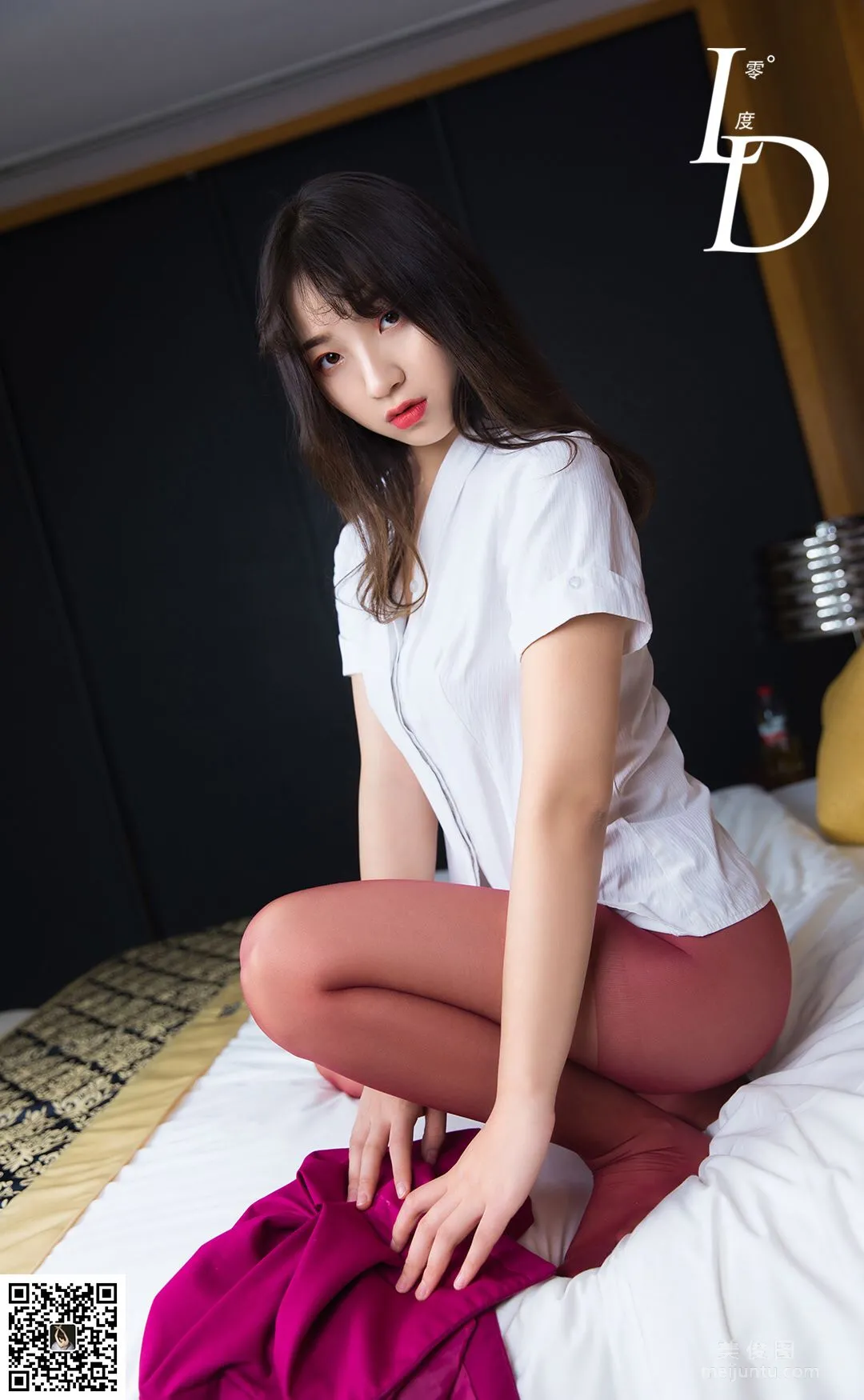 [LD] NO.037 Xuan Xuan's Red Silk Stockings Temptation Photo Set photo 81