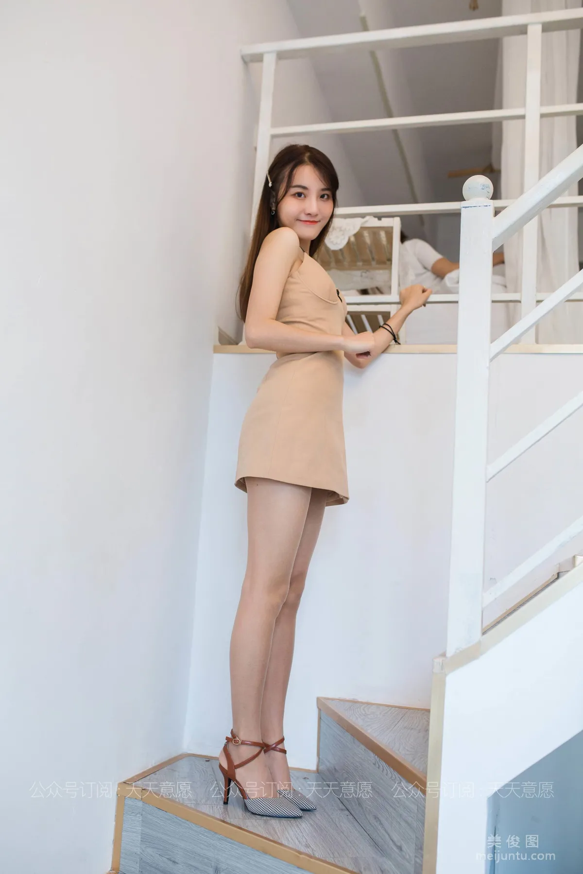 [IESS异思趣向] 丝享家 770 婉萍《邻家甜美女孩》 丝袜美腿写真82