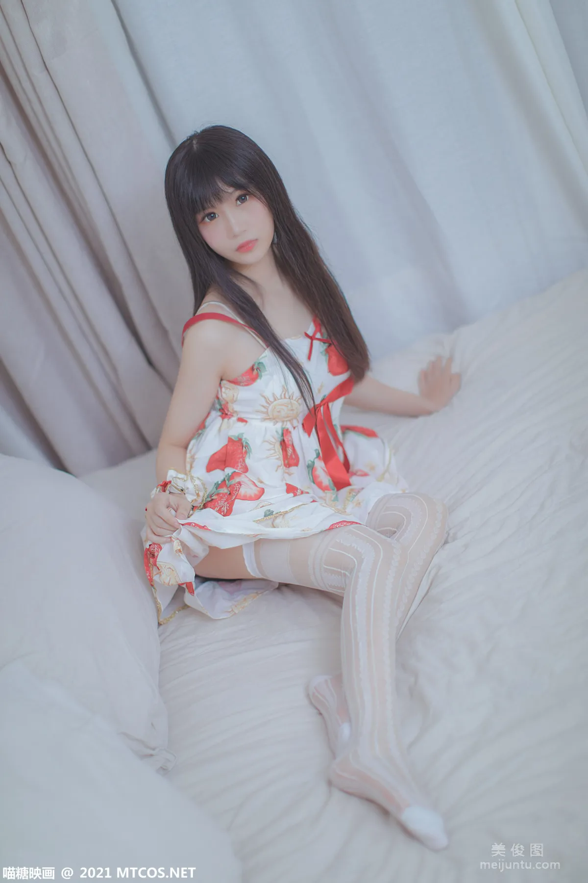 [喵糖映畫] VOL.407 草莓小裙子 寫真套圖 28